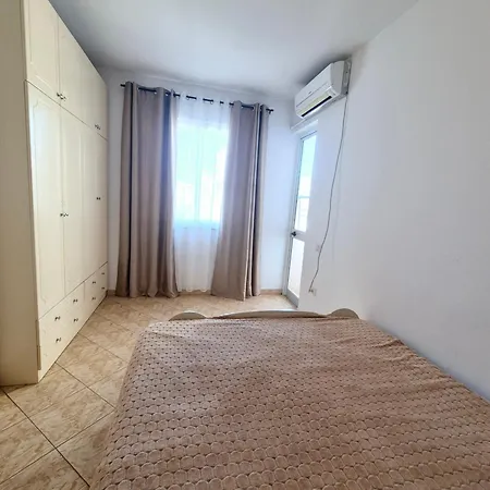 Apartment Pelican